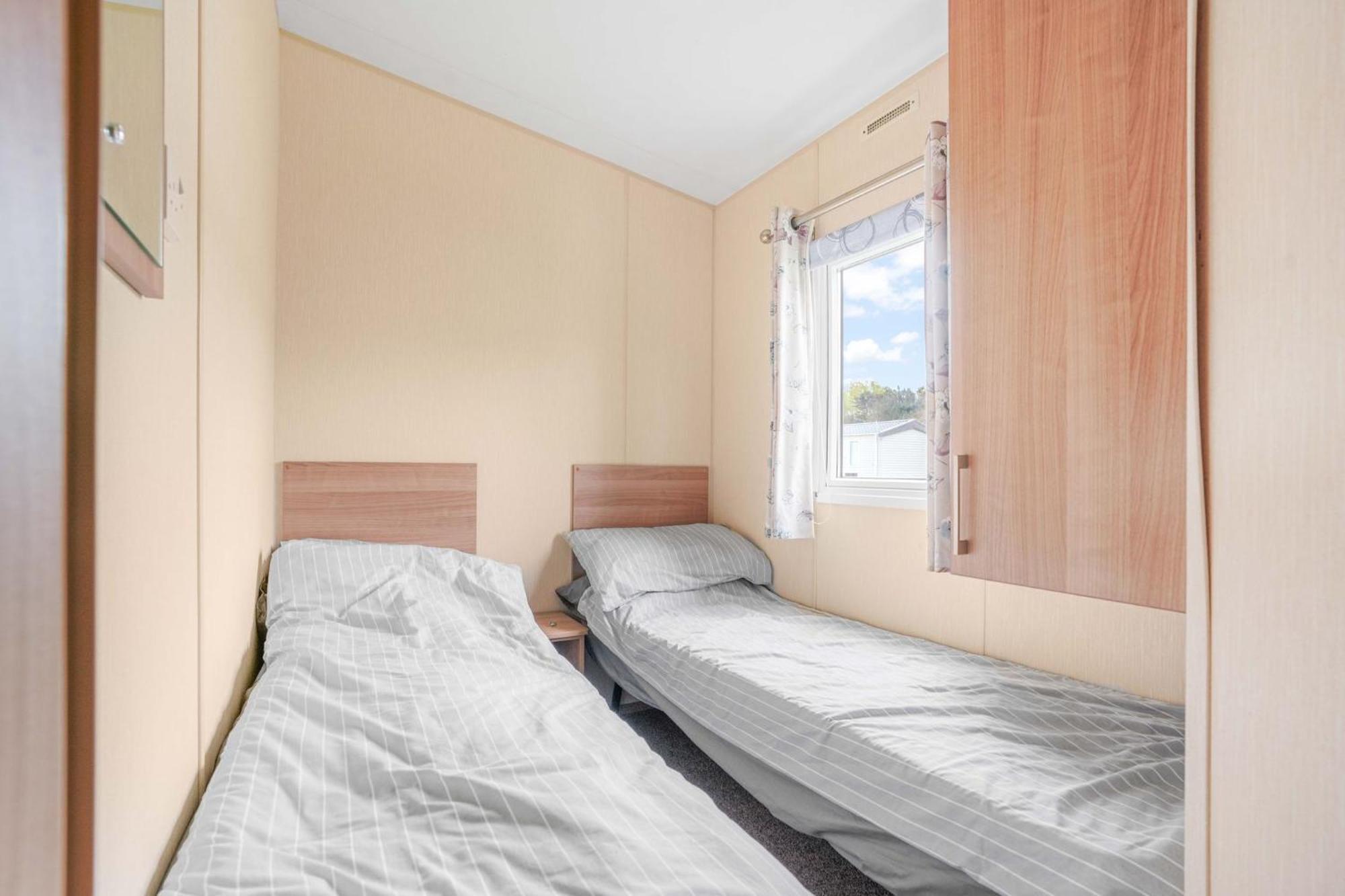 Sunscape Lodge Corton  Esterno foto